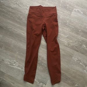 Size M brown workout leggings. Wore once, almost brand new condition.